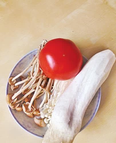  筋道|莜面鱼鱼这样做，汤鲜味美，筋道醇香，看着就让人流口水