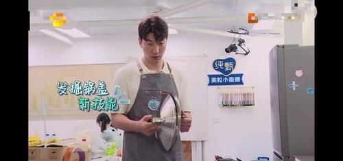  表现|《中餐厅4》首播：四位嘉宾表现“自卑”，“唯一自信”是林大厨