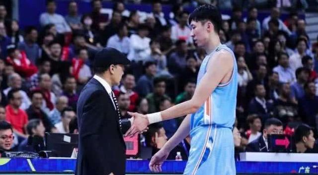  失误|难成大器？时隔300多天，周琦再谈发球失误！球迷：代价很大