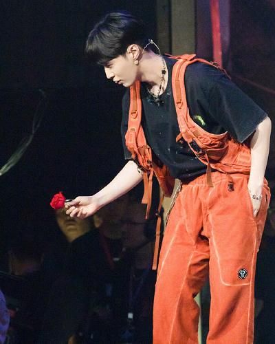  该综艺节目|网综榜单播放榜，《非日常派对》第三，《街舞3》第八，第一名实至名归