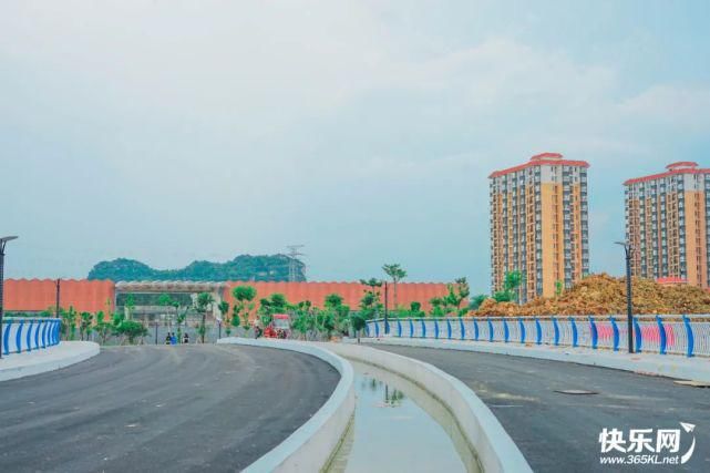  揭牌|你好，新校区！百年贵高新校区正式揭牌！