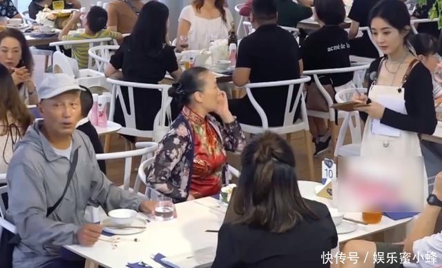  预告|《中餐厅4》预告“移花接木”，张亮潇洒离开，口碑却差点不保