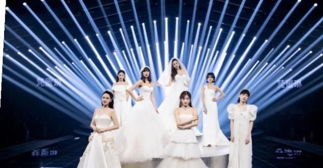  炸裂|姐姐们也太好看了，舞台上争奇斗艳，战斗力太强气场炸裂