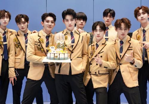  THE9|青春芒果夜嘉宾阵容曝光，R1SE全员加盟，THE9将于导师同台