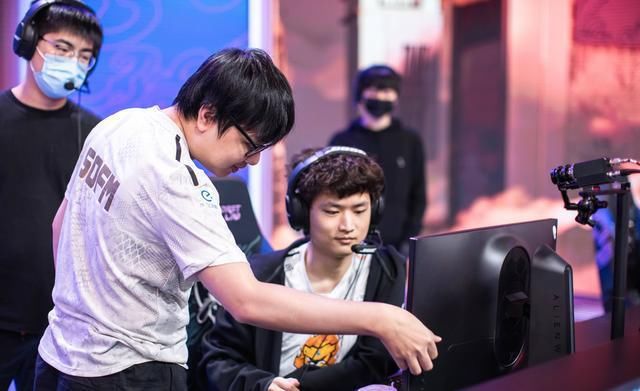 狙神|因“狙神”一战成名 焕烽：我要成为大家都记住的AD