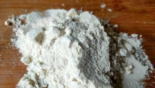 面对|做面食对有些人来说会很难,学会发面对你来说面食很简单