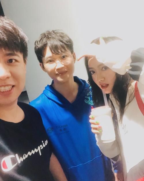  解说|KPL长得漂亮也没用！灵儿因舞蹈抄袭脱粉，为热度与选手炒CP？