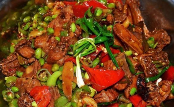 旅游|韩国妹妹来中国看哥哥，看到菜品惊呆了：你们吃这个？