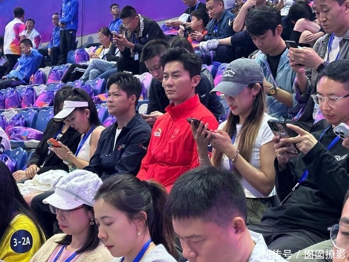 李晨抢到票了！好哥们儿苏炳添亲自陪同，绯闻女友未曾现身陪伴