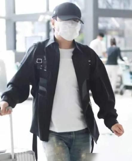  当年|当年自称能拿60亿票房，演《功夫2》只要10万？周星驰：1分也不要