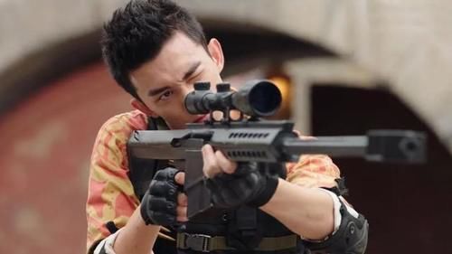  火线|《穿越火线》首播，鹿晗和吴磊谁演得好？一目了然！