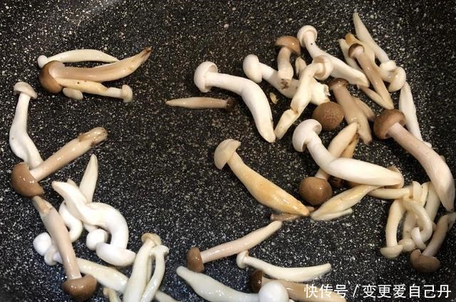 西葫芦|冬季,别错过这素菜,比吃大鱼大肉强,鲜美可口,10分钟搞定