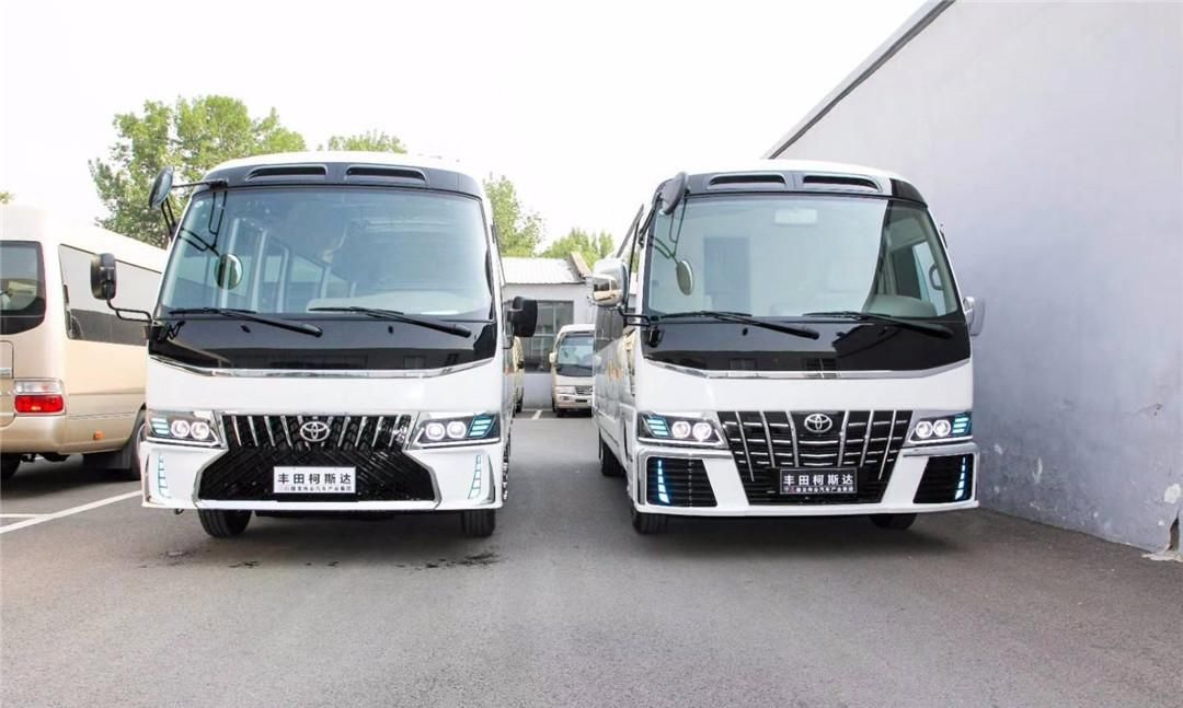  荣威iM8的前脸|埃尔法是买不起了，埃尔法的便宜兄弟了解一下？