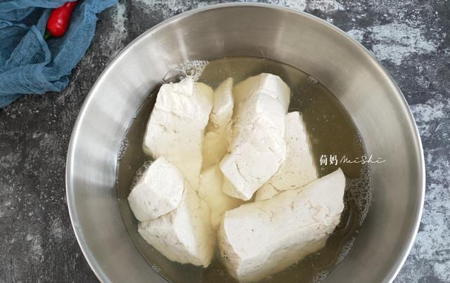 胃口|天热胃口不好,教你在家做麻辣豆花鱼,鲜香麻辣,开胃又下饭