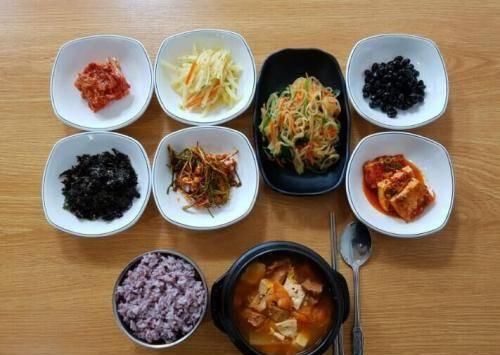 美食|中国人请吃饭,韩国人请吃饭,日本人请吃饭,没对比就没有伤害