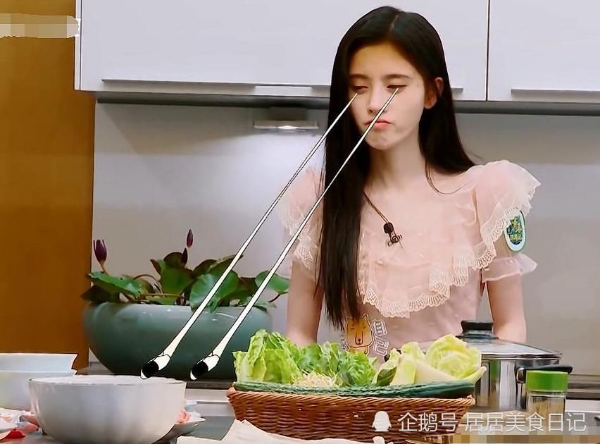  实话实说|鞠婧祎自称不会做饭，却因吉娜一句话露馅？网友：实话实说而已！