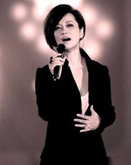  老照片|毛阿敏22岁到57岁的罕见老照片：29张照片，看尽她曲折离奇的一生