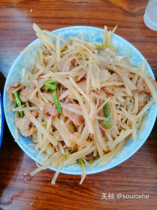  男友|男友请吃饭，点了三道家常，花了98元，帮我看看值不值