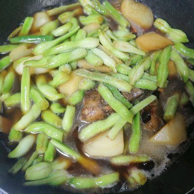 五花肉|这是我吃过全宇宙最好吃的#中秋团圆食味#芸豆炖土豆