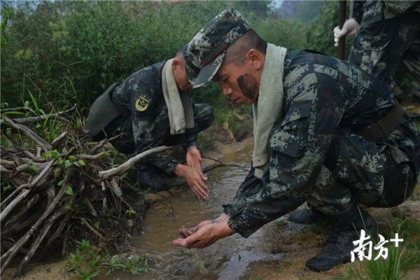 记住|多图 奋战4小时，扑灭山火！请记住他们奋战的身影