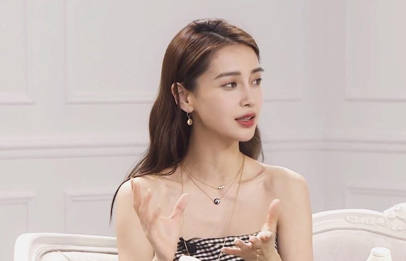  综艺节目|杨颖直播生图曝光，无十级精修暴露真实颜值，粉丝：黄晓明好福气