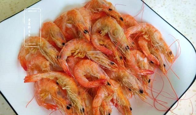  可口|大虾水煮就错了，鲜味跑了，老渔民是这样吃的，鲜美可口不柴不腥