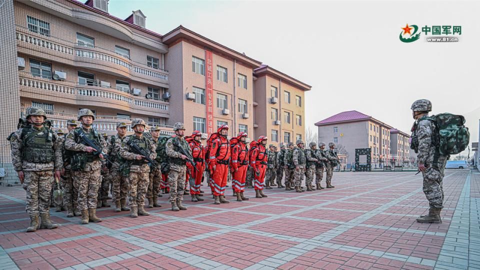 分秒必争！武警天津总队机动支队开展实战化救援演练