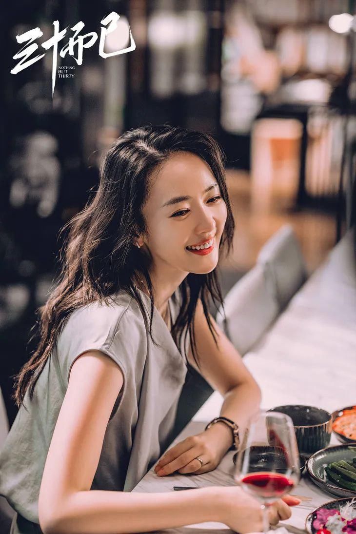  平价|一部43集的电视剧，能出现多少只平价包？