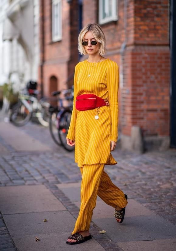 舒适|最近火了一种穿搭，叫“阔腿裤+拖鞋”，舒适自在，时髦精都在穿