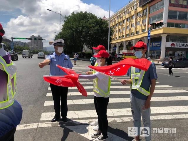 擦亮|创城·交警在行动 | 擦亮威海城市文明交通的窗口