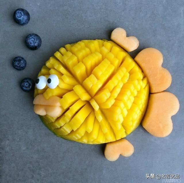  吃水果|萌萌哒水果切盘！为了让3个娃爱上吃水果，这位妈妈的做法爆红