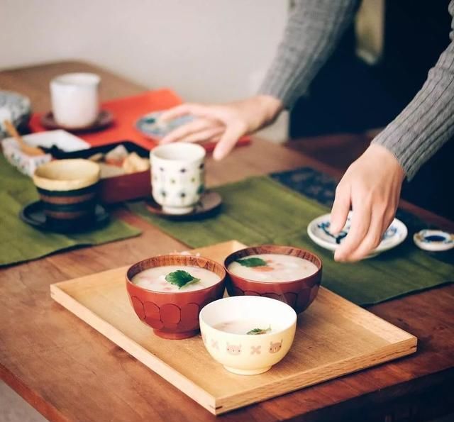 生活|日本主妇的一日三餐火了,用普通的食材,烹饪出精致的美味