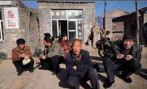别人|农村老话“借三不借二”，什么意思？农村老人说的有道理吗？