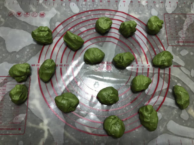  孩子|抹茶控一定不要错过这款饼，外松脆内香甜，孩子看到都直流口水