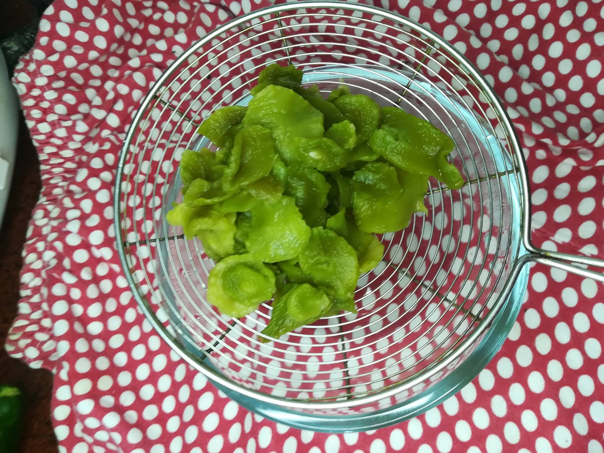 莴苣|此菜2元1斤没人要,晒干后价格贵了10倍,营养好吃放1年不坏