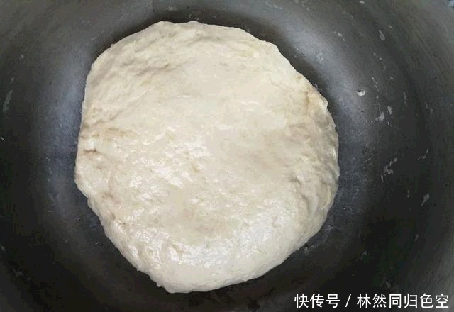  面粉|想吃烧饼不用买，没有烤箱也能做，煎一煎凉了也不发硬