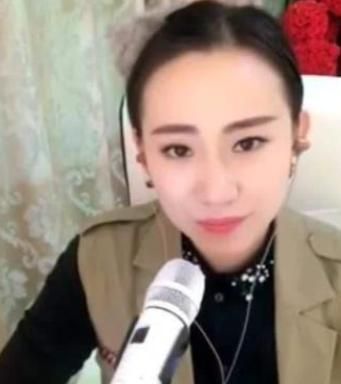 依然|丫蛋前夫王金龙低调现身,穿衣被赞时尚帅气,离婚后依然受捧拍戏