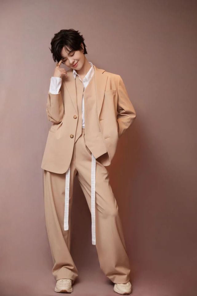  成都|郁可唯：我不想成为任何人，只做郁可唯