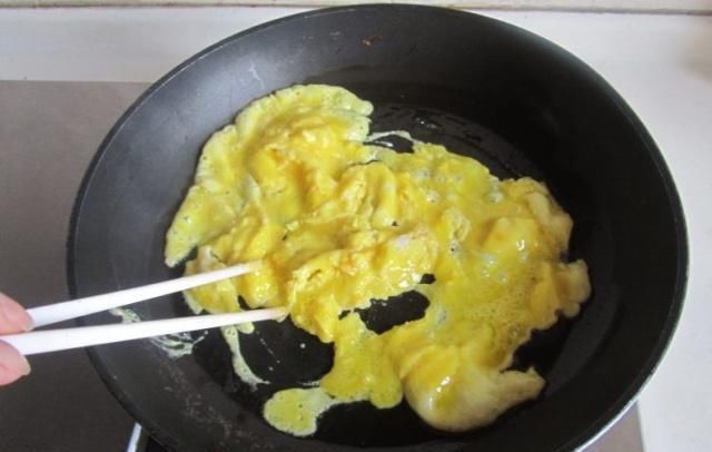  顺序|为啥饭店做的鸡蛋西红柿那么好吃？饭店大厨：下锅的顺序必须这样