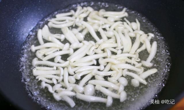  丝瓜|三伏天，吃肉吃鱼都不如喝这汤，高蛋白低脂肪又美味，鲜香开胃