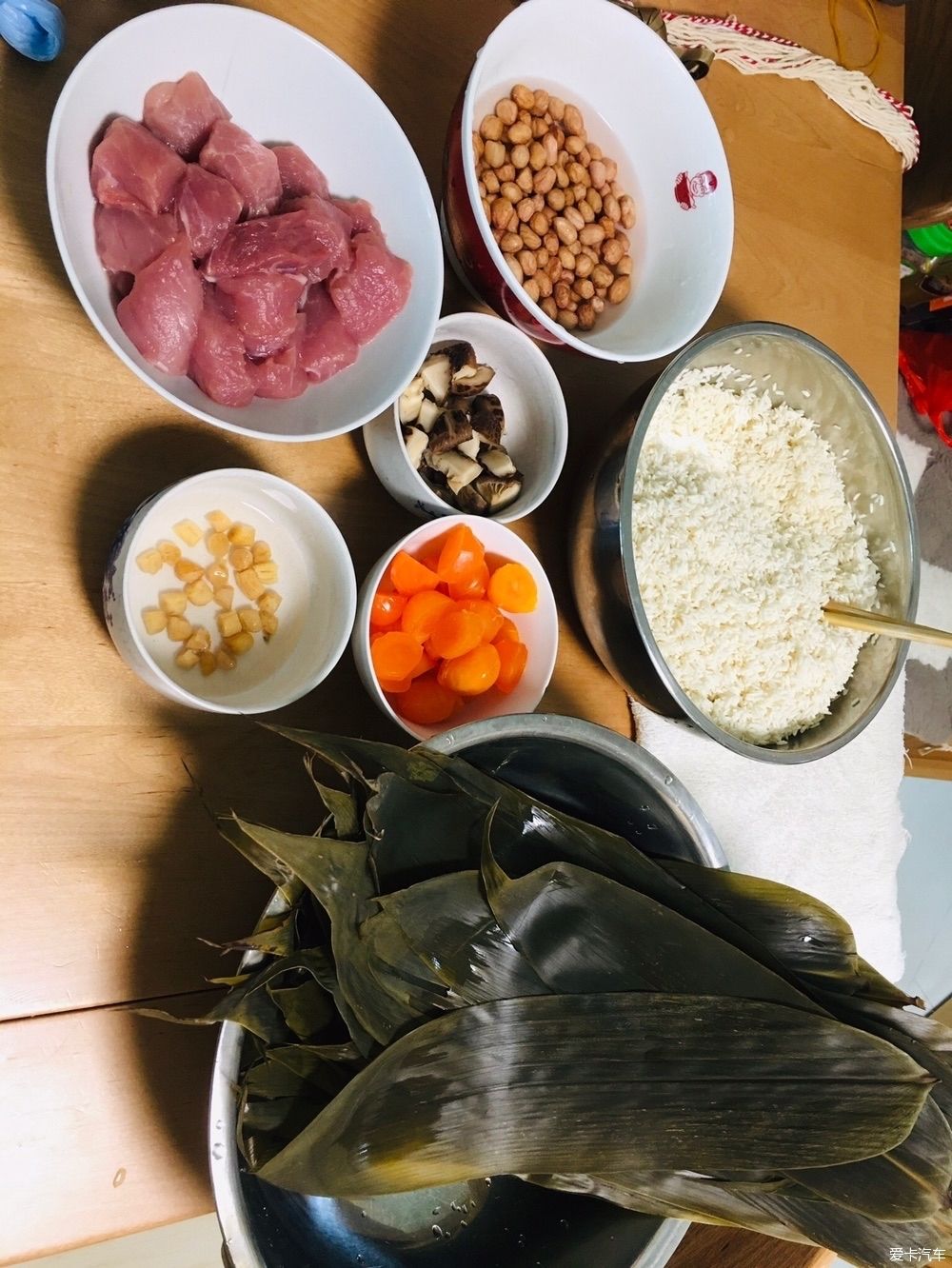 鹿卡|【召唤鹿卡】继续包粽子