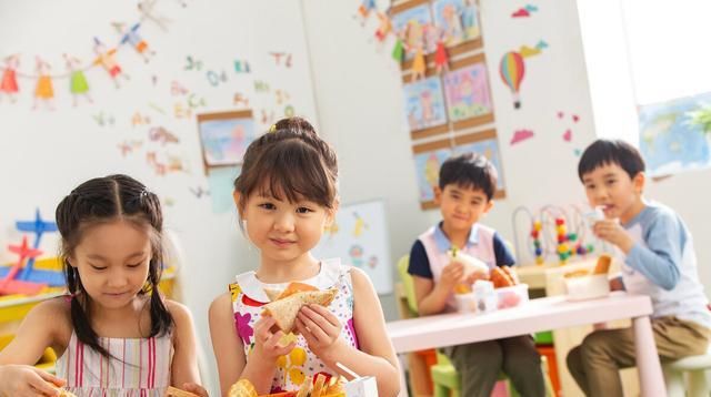  教会宝宝|宝宝上幼儿园，要提前教他说会这几句话，家长更放心