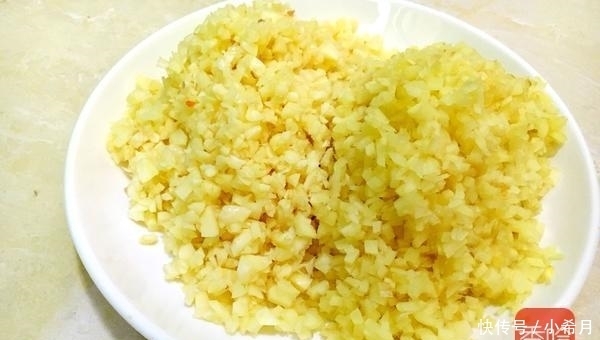  剁辣椒|中国又一个下饭菜火了, 比老干妈还开胃老外表示再贵都要吃