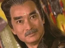 老人|演艺圈“老人”专业户，从二三十岁就演老人，如今70多颜值毫无变化！