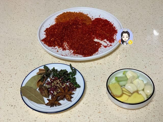  辣椒油|做辣椒油，很多人第一步就错了，掌握这方法，辣椒油又红又香