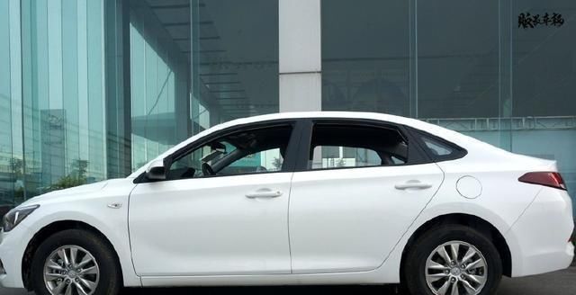  吸睛|年轻精力充沛，北京现代悦动，你的“吸睛”车