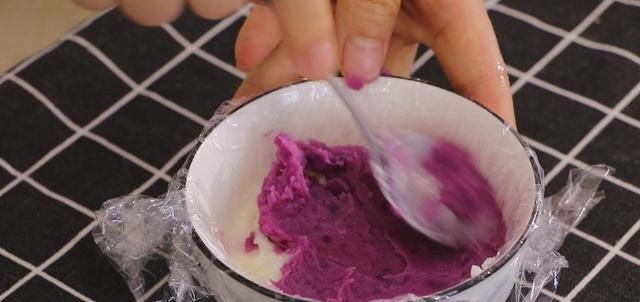  简单|立秋后，山药紫薯这样做，颜值高营养高，做法简单别不懂吃