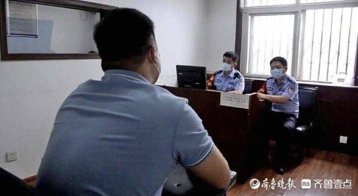 回家|父亲脑梗回家探望,途中竟在火车上猥亵女乘客