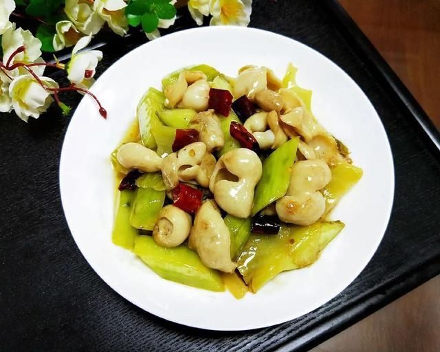 下酒|香而不腻的肥肠煲！零厨艺家常菜！下酒又下饭，好吃到爆