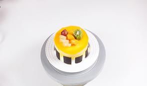  色泽|【水晶蛋糕】造型简单，色泽也很诱人，制作起来做得很漂亮